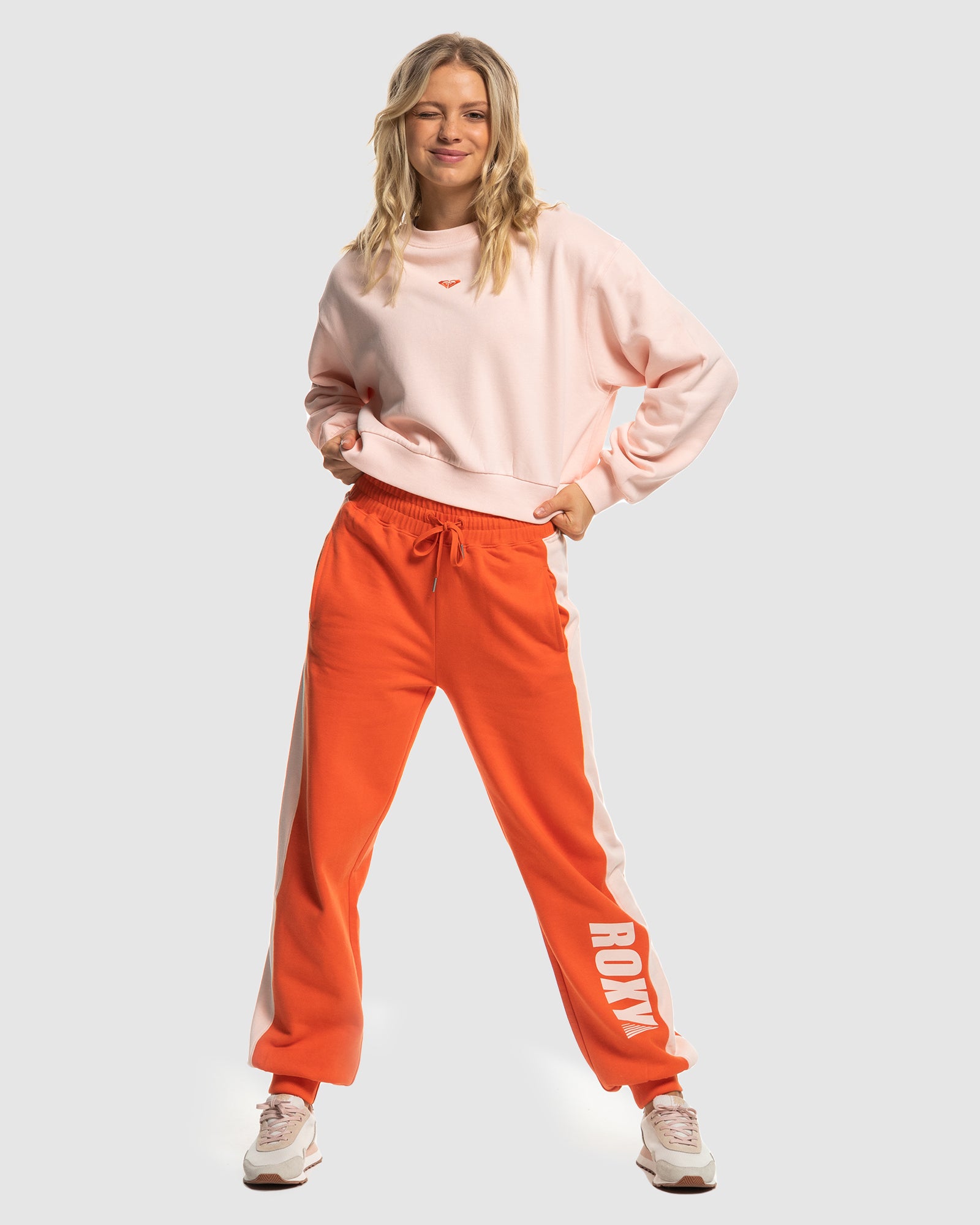 Womens Essential Energy Crew Neck Sweatshirt