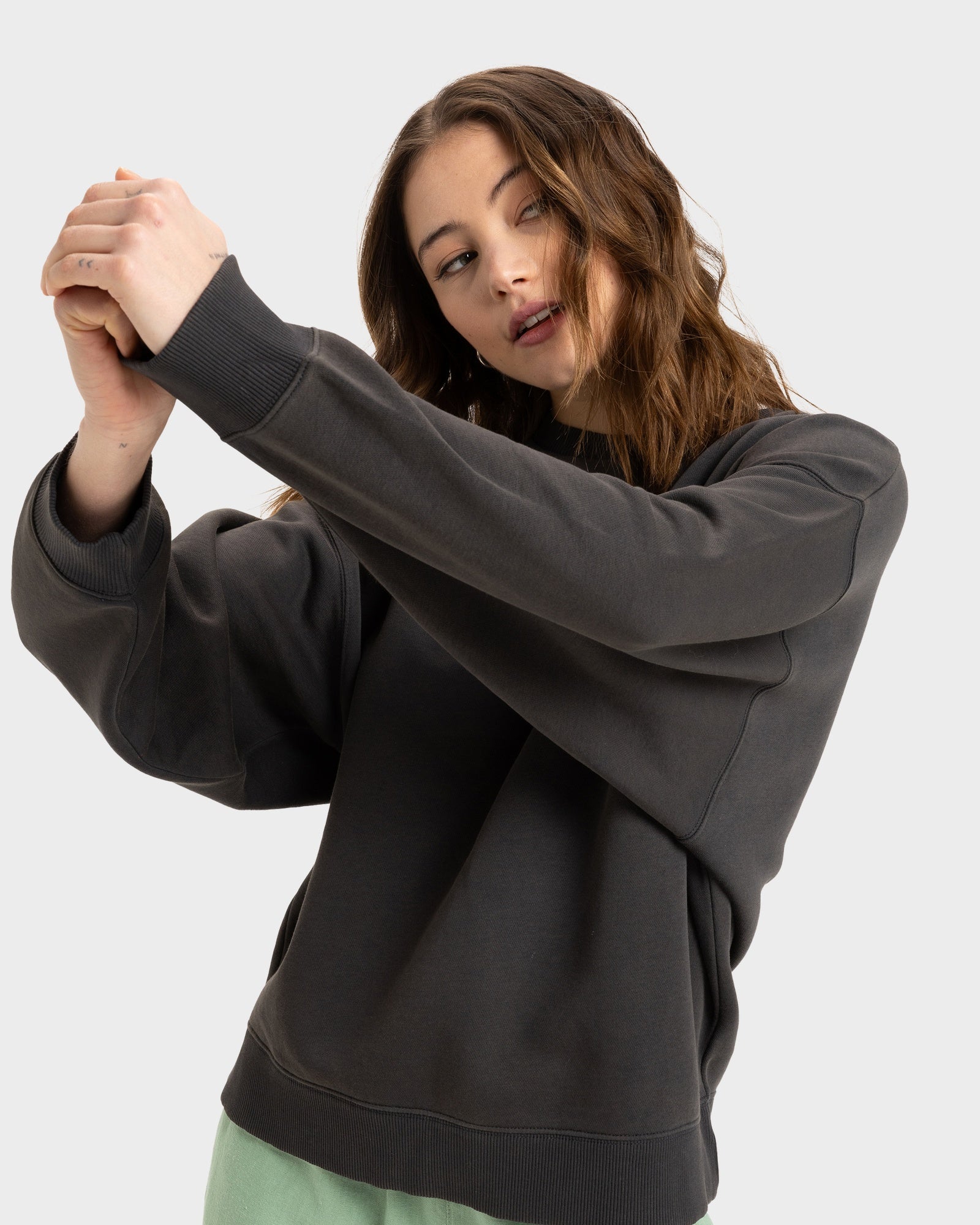 Womens Lineup Crew Neck