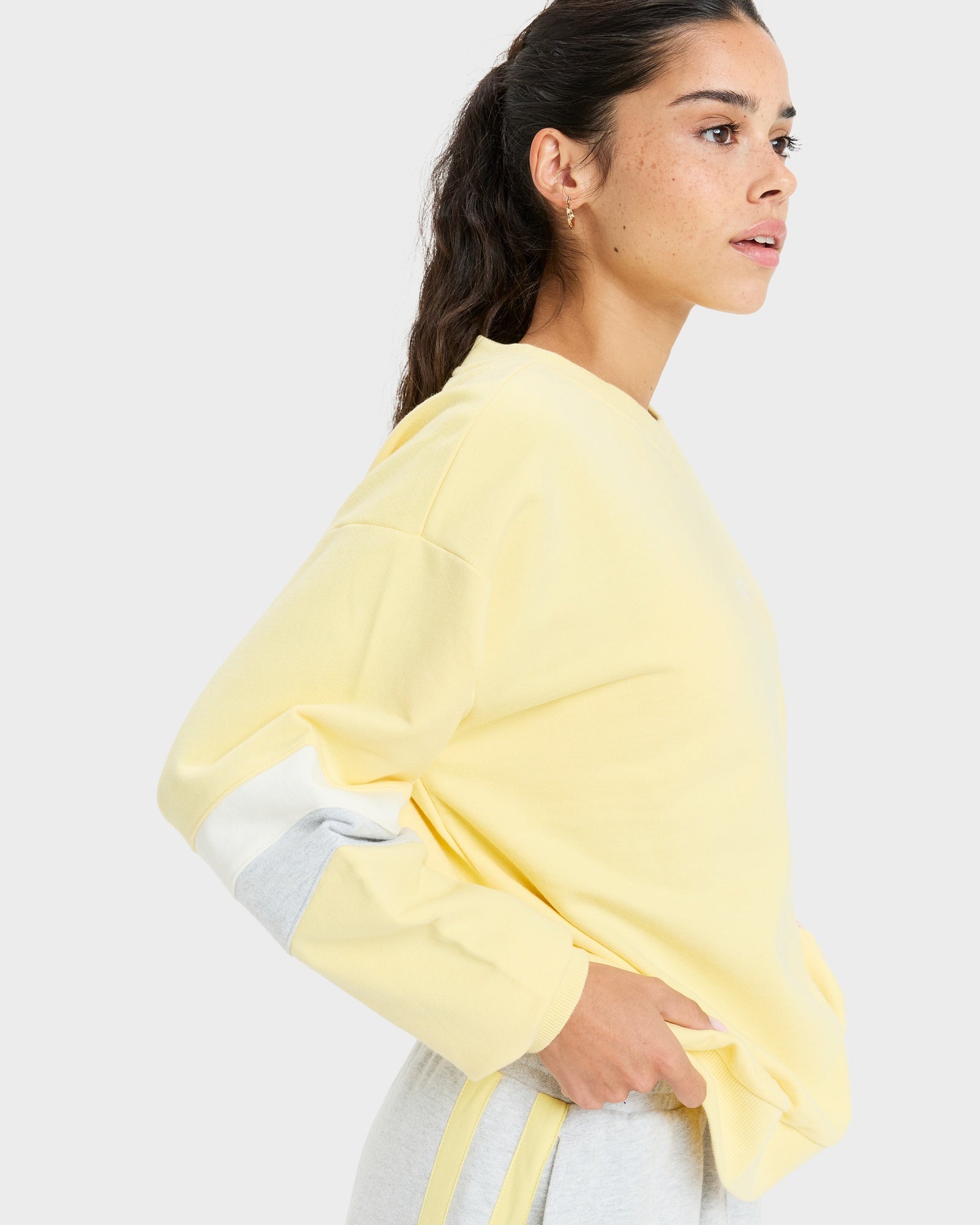 Womens Essential Energy Crew Neck