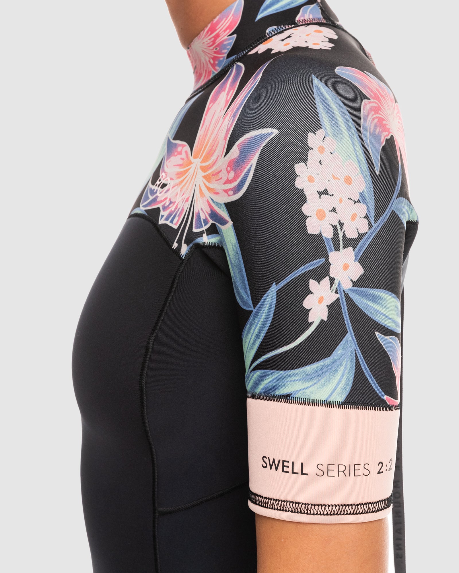 Womens 2Mm Swell Series Short Sleeve Back Zip Springsuit