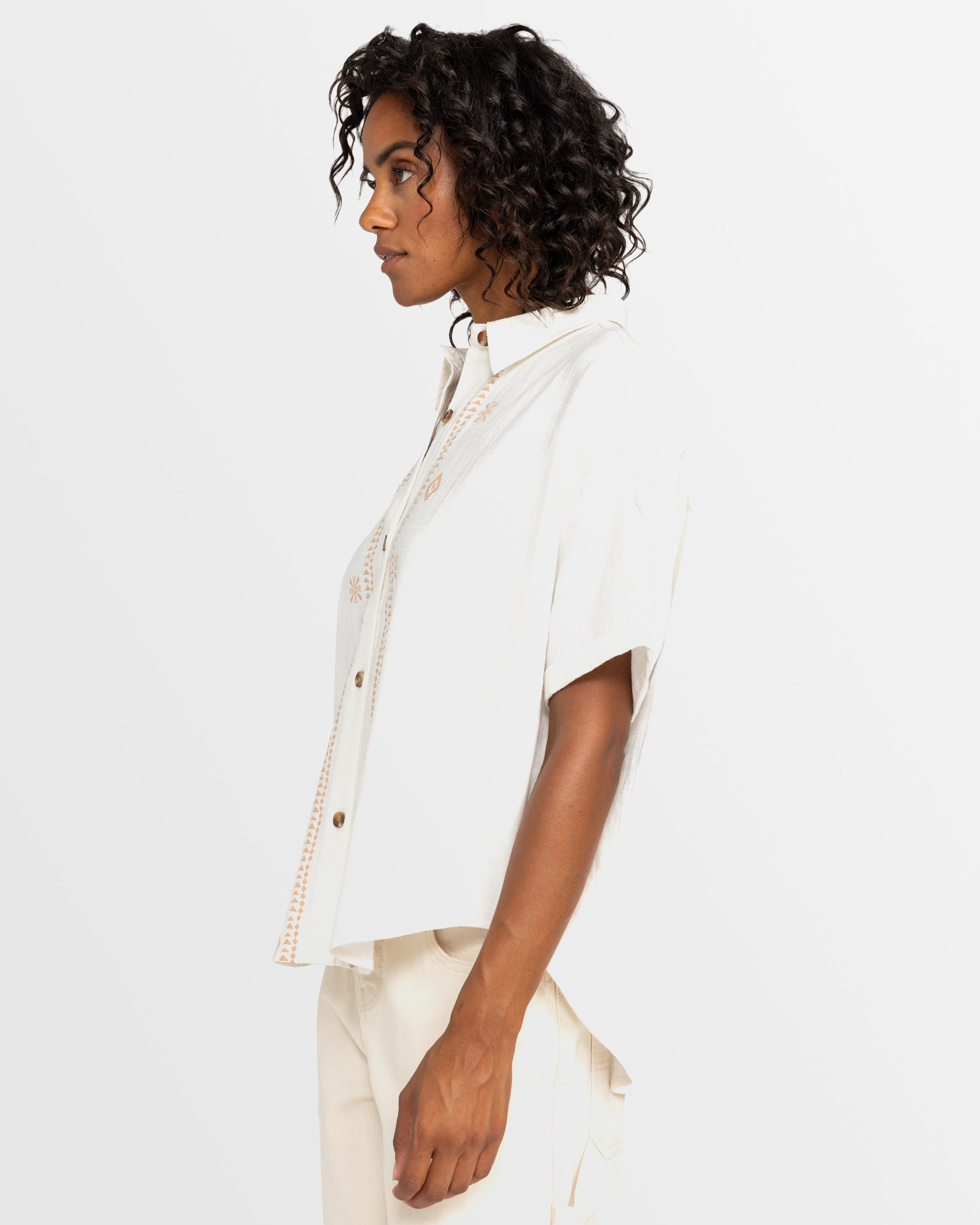 Womens Beachy Nostalgia Short Sleeve Shirt