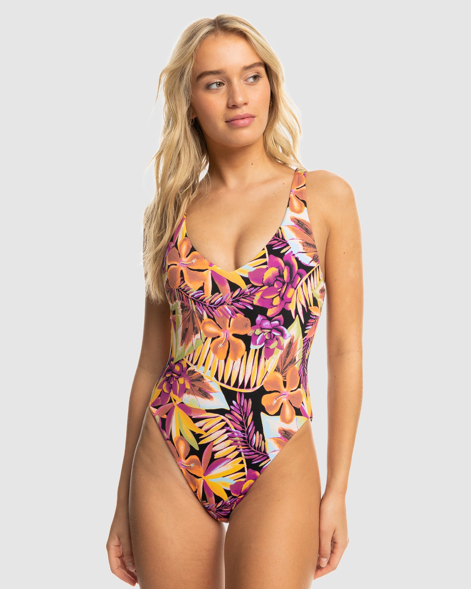 Womens Pt Beach Classics Fashion Op One Piece Swimsuit