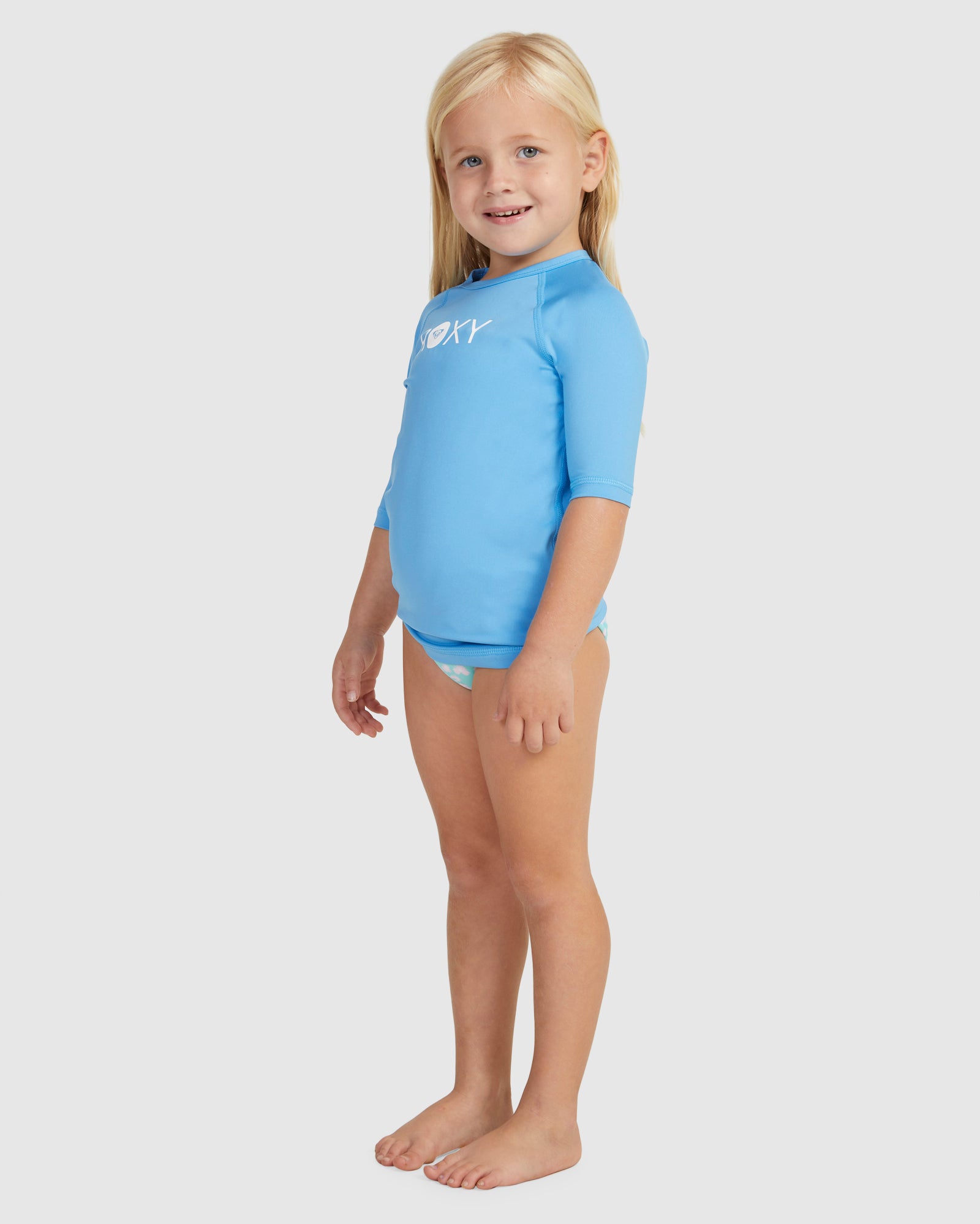 Girls Essential 3/4 Sleeves Rashguard