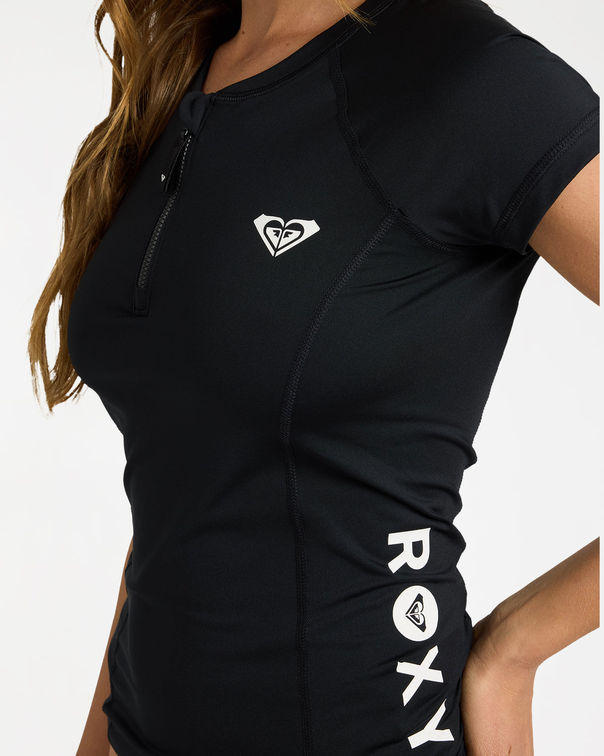 urjwr03279_roxy_kvj0_dtl1