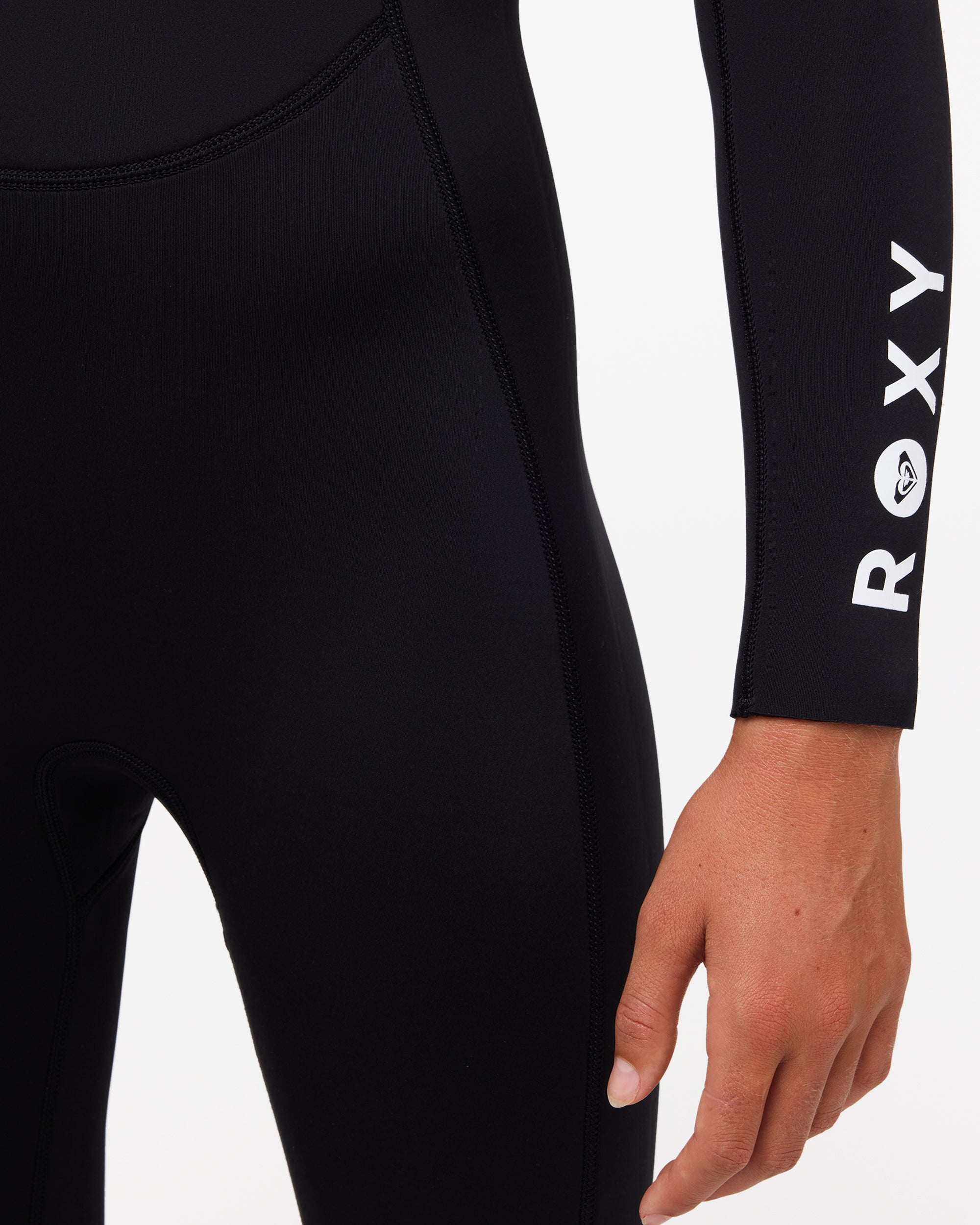 26bw211600_roxy_blk_dtl2