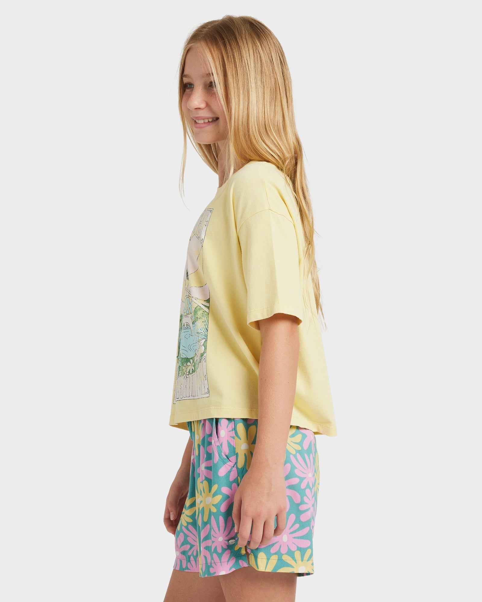 Girls 8-16 Lekeito Break Printed Elastic Waist Shorts