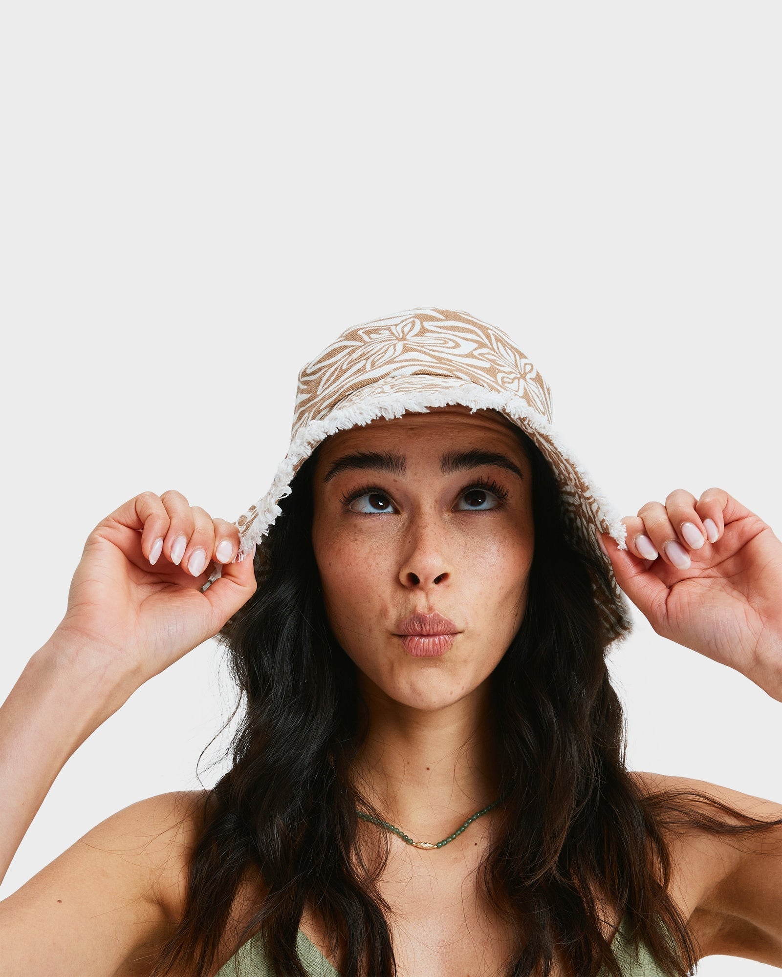 Womens Jumping Star Hat – Almond Wild Thang – Roxy Australia