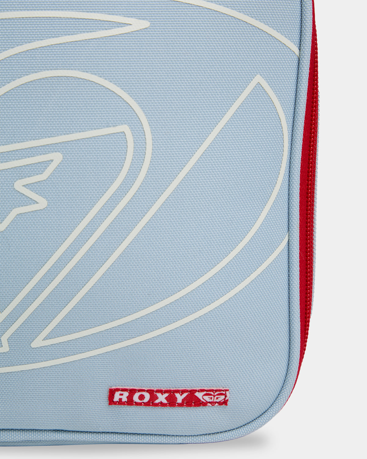 urgaa03018_roxy_bzm0_dtl1