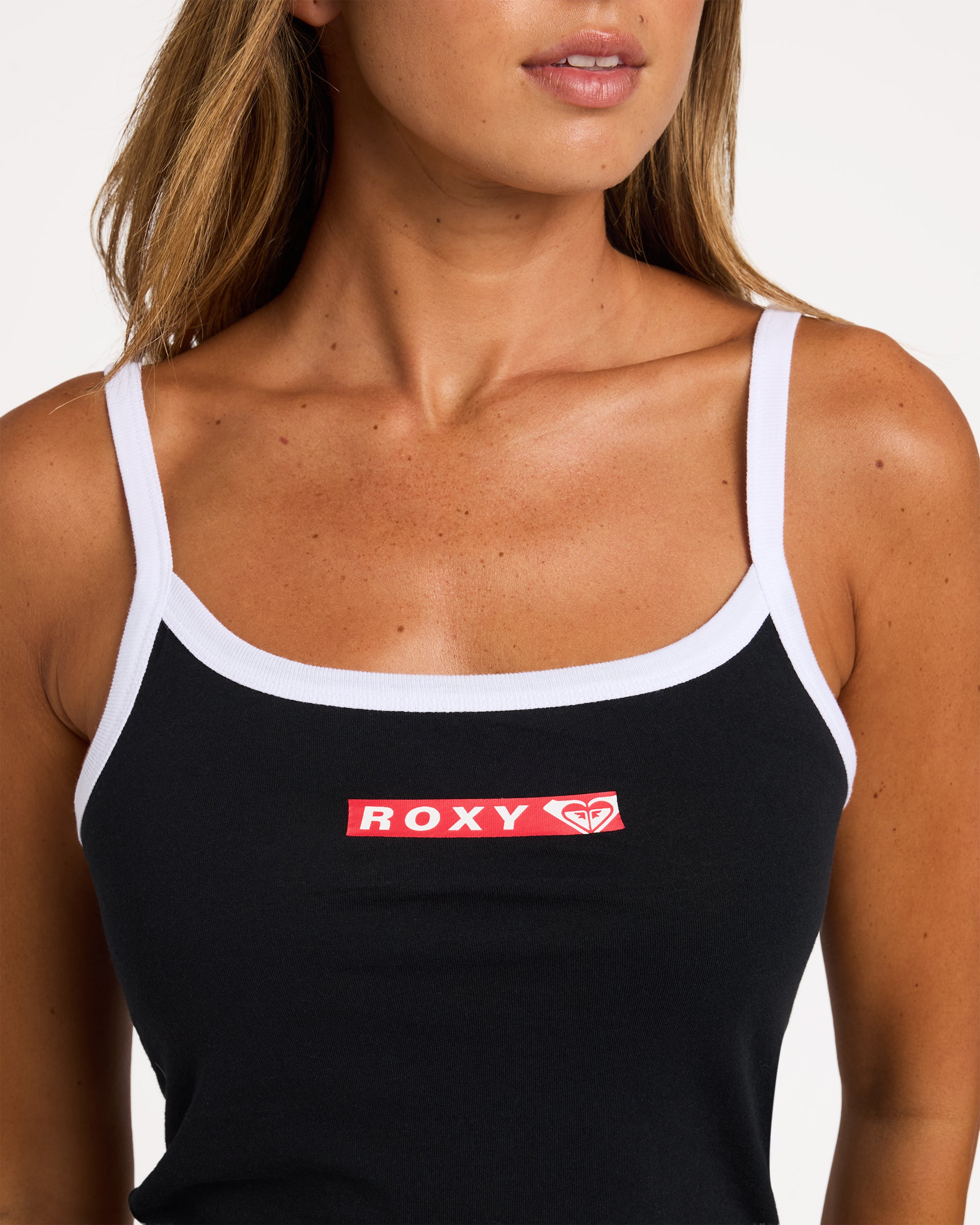 urjzt03993_roxy_blk_dtl1